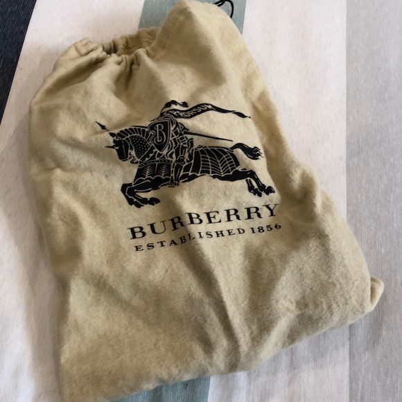 Authentic Burberry Ballet Nova Check Flats - Picture 5 of 5